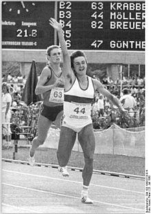 Bundesarchiv Bild 183-1989-0723-014, Silke Möller, Katrin Krabbe.jpg