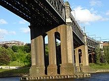King Edward VII Bridge, Newcastle upon Tyne, July 2015 (05).JPG