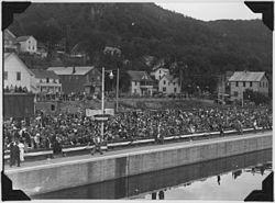 Alma at the 1935 dedication of Lock and Dam No. 4