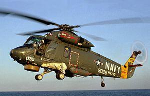 SH-2F Seasprite landing on the USS Nicholson (cropped).jpg