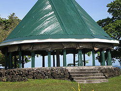 Fale tele, meeting house, Lelepa village in Gagaʻemauga district. Architecture of Samoa dictate seating positions in cultural ceremony & ritual.