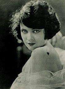 Jacqueline Logan photop222.jpg