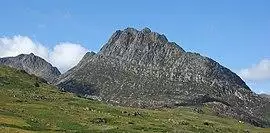 Tryfan - geograph.org.uk - 1454299.jpg