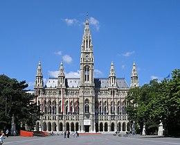 Rathaus Vienna June 2006 165.jpg