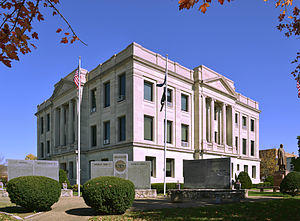 Pike County Courthouse in Bowling Green