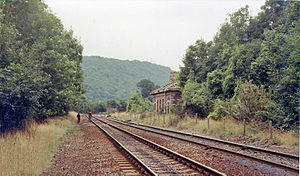 Coalbrookdale station geograph-3086185-by-Ben-Brooksbank.jpg