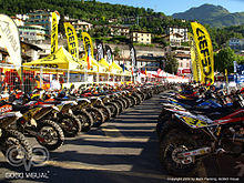 Valli Bergamasche 2010 Lovere holding area.jpg