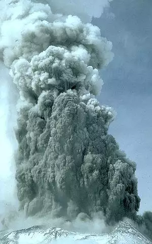 Phreatic St. Helens.jpg