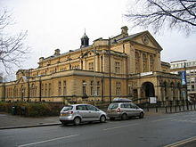 Cheltenham Town Hall - geograph.org.uk - 288675.jpg