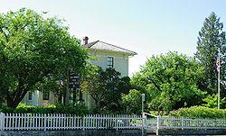 Hoover Minthorn house.JPG