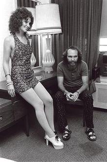 Linda Lovelace and ChuckTraynor.jpg