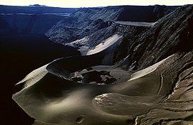 Cerro Azul Galapagos.jpg