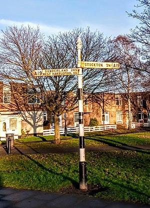 Old route sign, Billingham, County Durham.jpg