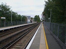Isleworth station look east.JPG