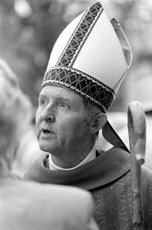 Bishop John Joseph Snyder at the St. Augustine Easter Festival (16607948343).jpg