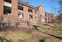 Emerson School for Visual & Performing Arts (39769428813).jpg