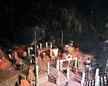 Maratika cave 1.jpg