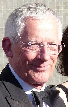 Nick Hewer.jpg