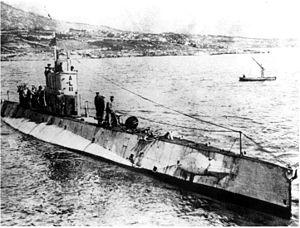 USS L-11 (SS-51).jpg