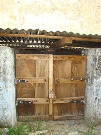 Hangplarform close.JPG