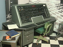 31st Mar - (1951) UNIVAC Computer delivered to the US Census Bureau Museum_of_Science%2c_Boston%2c_MA_-_IMG_3163