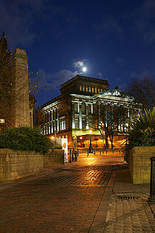 Harris Museum ( Preston ) ( Web).jpg