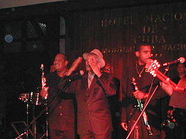 Segundo at the Hotel Nacional de Cuba with a standing ovation in October 2002