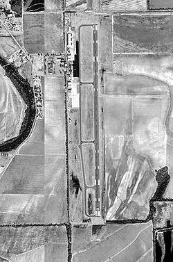 Grider Field Airport-AR-16Feb1994-USGS.jpg