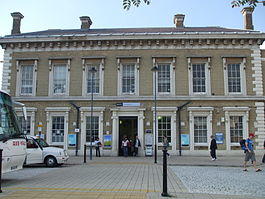 Greenwich station main building.JPG