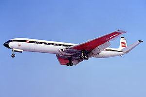 BEA de Havilland DH-106 Comet 4B Berlin.jpg
