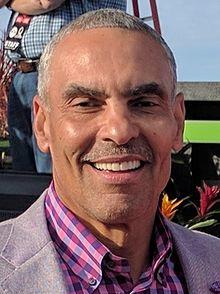 Herm Edwards-NFL Live (32558318905) (cropped).jpg