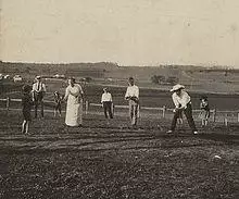 Game of rounders on Christmas Day at Baroona, Glamorgan Vale, 1913.jpg