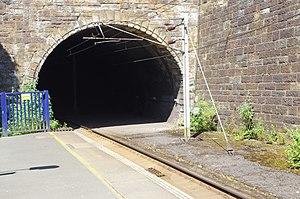 Kelvinhaugh Tunnel (geograph 6200150).jpg