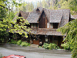 Chateau-Oregon-Caves-1.jpg