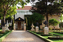 Shrine-of-Bahaullah.jpg
