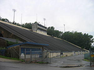 UCONNMemorialStadium.jpg