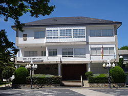 Casa concello A Laracha, Coruña, Spain.JPG