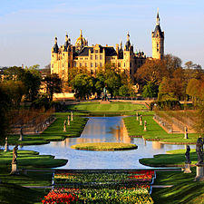 Schwerin Palace Park Garden Mecklenburg Germany Schweriner Schloss Garten BUGA 2009.jpg