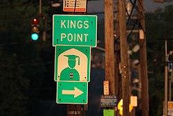 Turning sign for Kings Point