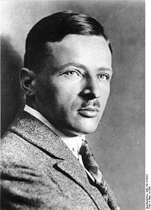 Bundesarchiv Bild 119-1516-01, Karl von Holz.jpg