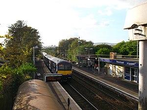 Train leaving Drumchapel Station 2014.JPG