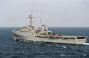 USS Dubuque (LPD-8) underway on 1 November 1991 (6475703).jpg
