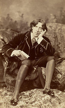 3rd April - Oscar Wilde's Libel Case Begins 220px-Oscar_Wilde_Sarony