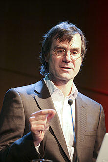 Stefan Klein Portrait.jpg