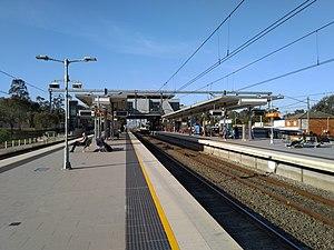 Glenfield railway station 20180914.jpg