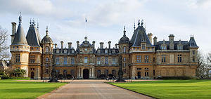Waddesdon Manor north west 2016.jpg