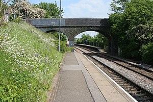 South Wigston railway station in 2006.jpg