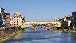 Ponte Vecchio from East.jpg