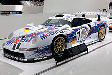 Porsche 911 GT1-96 front-left Porsche Museum.jpg