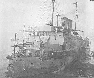 Japanese gunboat Tatara 1942.jpg